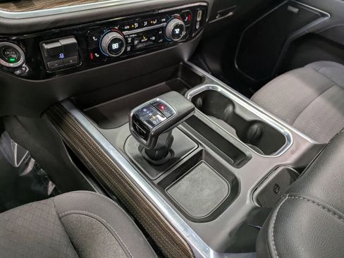 Used 2022 Chevrolet Silverado 1500 RST w/ Convenience Package II image 14