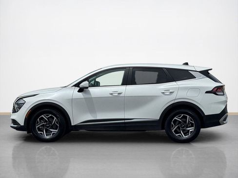 Used 2023 Kia Sportage LX FWD image 4