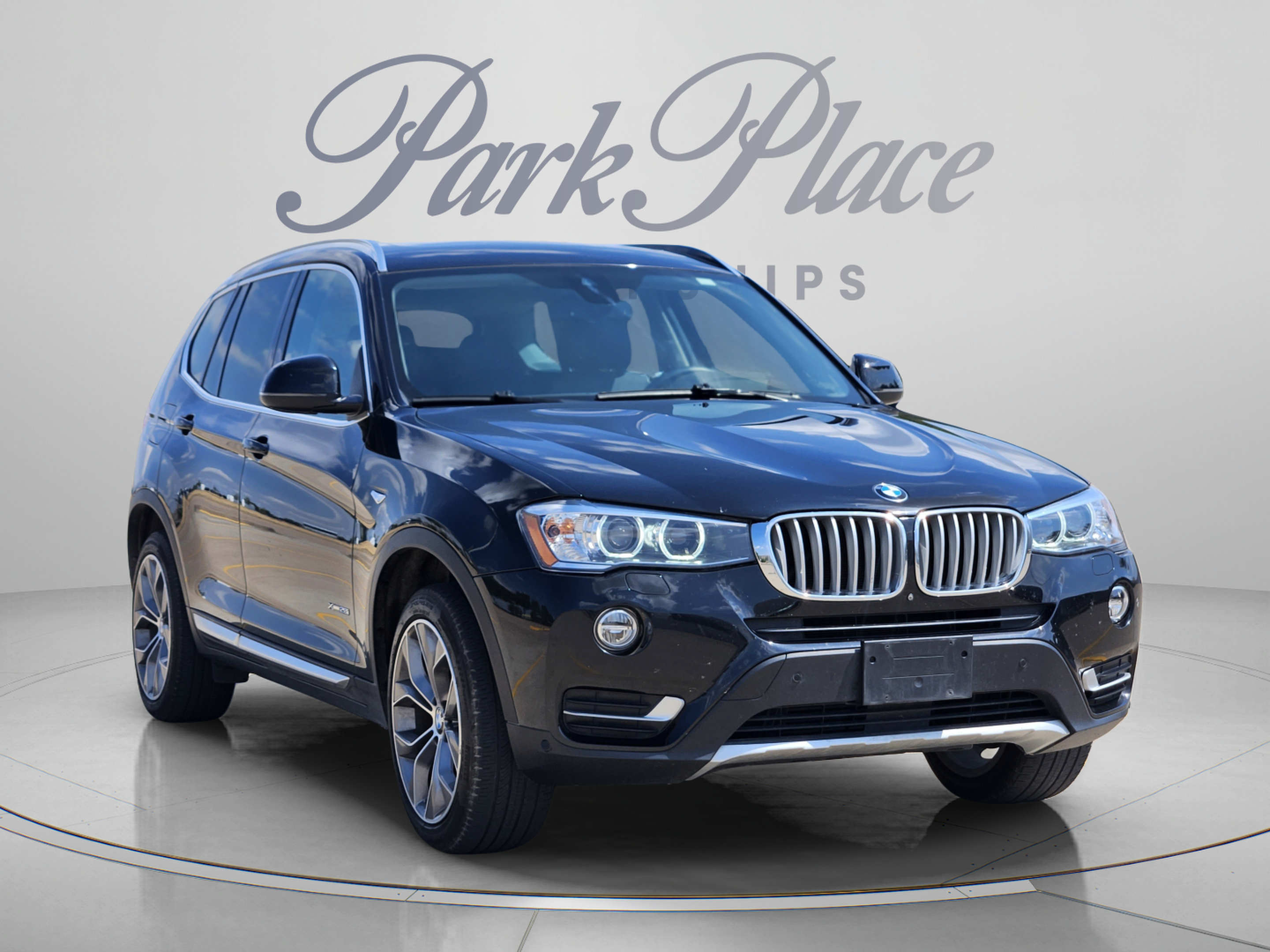 Used 2017 BMW X3 xDrive28i AWD/4WD image 4