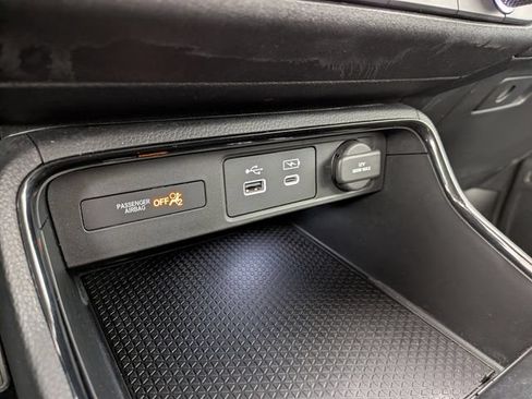 Used 2024 Honda CR-V EX image 10