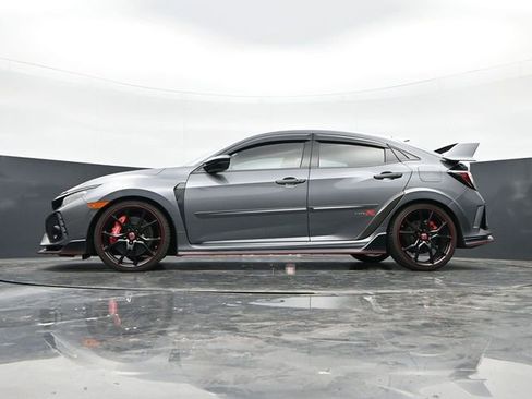 Used 2018 Honda Civic Type R image 42