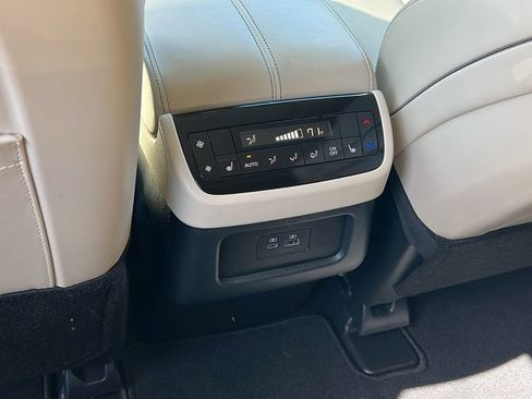 Used 2025 INFINITI QX60 Luxe w/ Vision Package AWD/4WD image 10