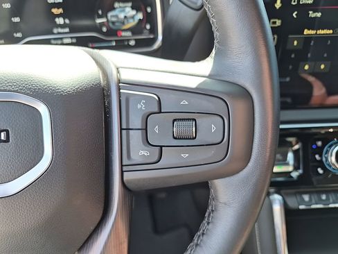 Certified 2025 GMC Sierra 2500 Denali Ultimate AWD/4WD image 42