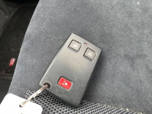 Used 2007 Mitsubishi Outlander XLS image 45