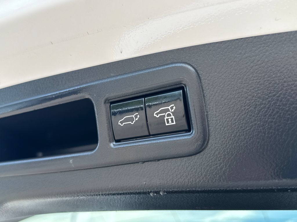 Used 2025 Lexus RX 350h AWD/4WD image 8