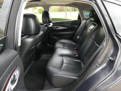 Used 2012 INFINITI M37 x w/ Premium Pkg AWD/4WD image 24