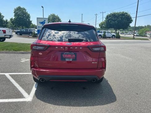 Used 2023 Ford Escape ST-Line w/ Tech Pack #1 AWD/4WD image 6