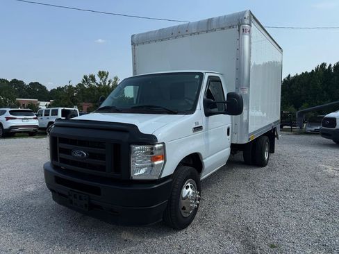 Used 2024 Ford E-350 and Econoline 350 Super Duty w/ Power Windows & Locks Group RWD image 1