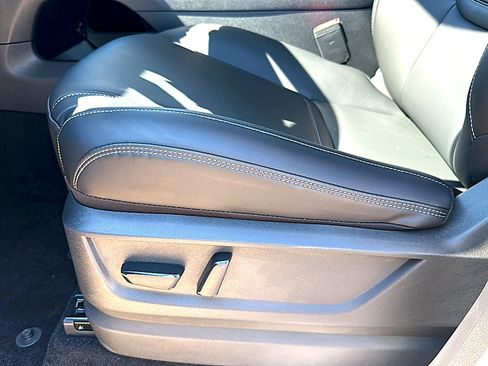 New 2026 Nissan Armada SV image 12