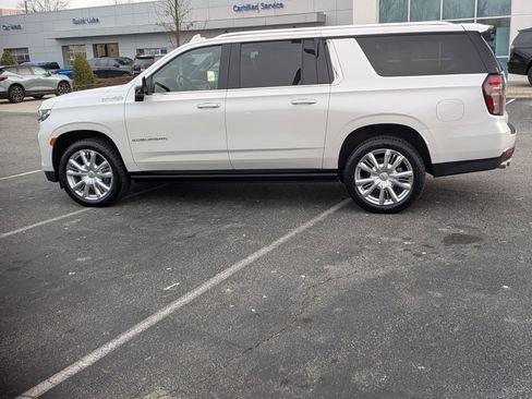 Certified 2022 Chevrolet Suburban High Country w/ Max Trailering Package image 6
