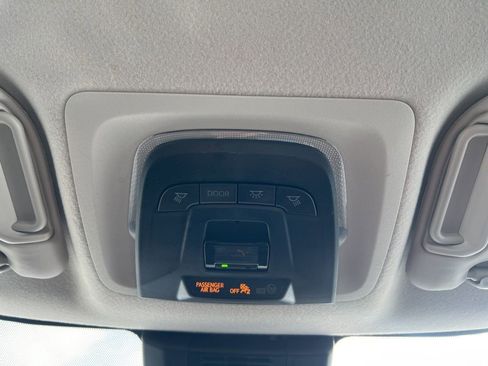 Used 2024 Toyota Corolla LE image 21