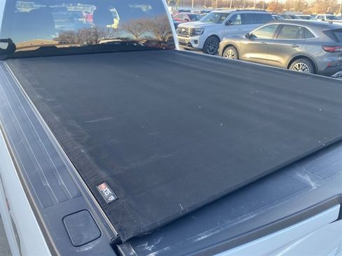 Used 2022 Ford F250 XLT w/ XLT Premium Package image 11