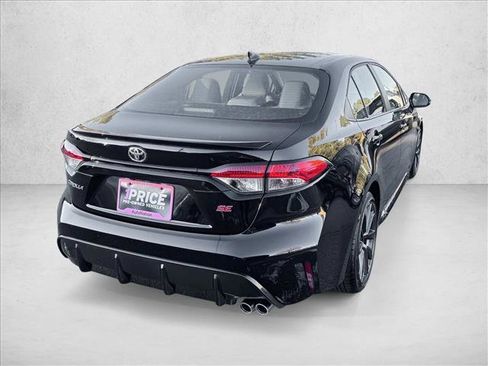 Certified 2025 Toyota Corolla SE image 5