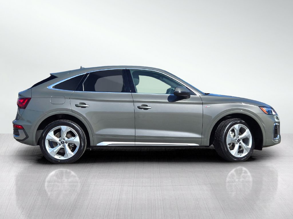Used 2023 Audi Q5 2.0T Premium Plus w/ Premium Plus Package AWD/4WD image 4