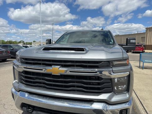 Used 2025 Chevrolet Silverado 2500 LT w/ Convenience Package image 6