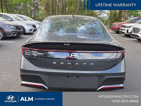 New 2026 Hyundai Sonata SE FWD image 5