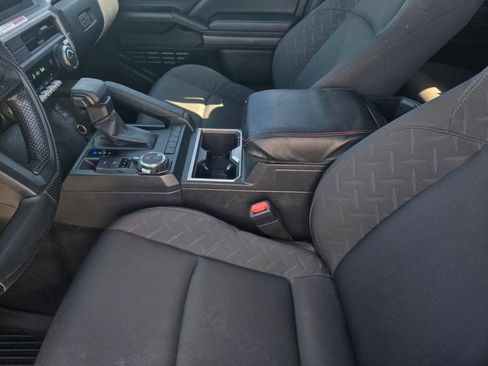 Used 2024 Toyota Tacoma SR5 AWD/4WD image 16