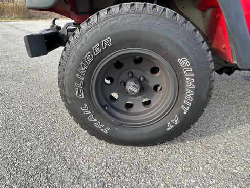 Used 2006 Jeep Wrangler SE image 25