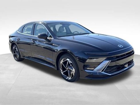New 2026 Hyundai Sonata SEL FWD image 7