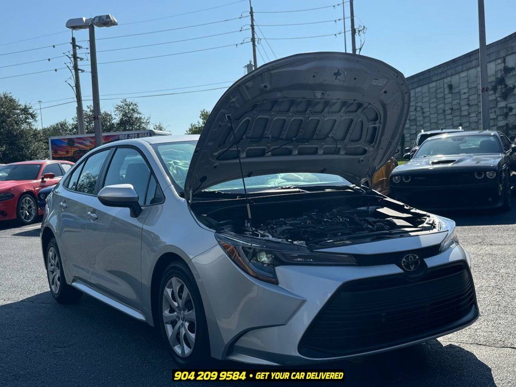 Used 2023 Toyota Corolla LE FWD image 38