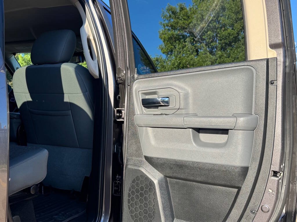 Used 2016 RAM 1500 Big Horn RWD image 24