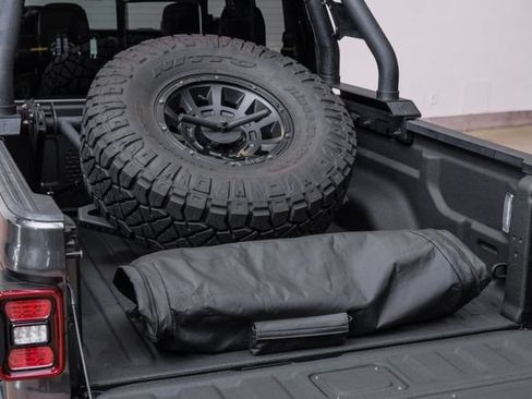 Used 2021 Jeep Gladiator Mojave AWD/4WD image 8