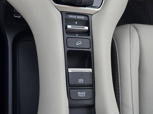 New 2027 Honda HR-V EX-L image 21