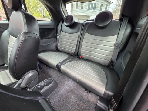 Used 2012 FIAT 500 Sport w/ Safety & Sound Pkg FWD image 17