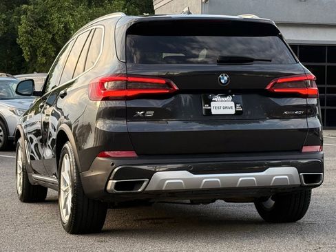 Used 2019 BMW X5 xDrive40i w/ Convenience Package AWD/4WD image 3