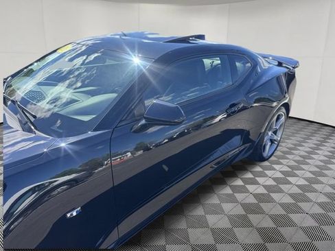 Used 2016 Chevrolet Camaro SS RWD image 10