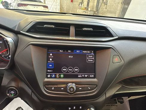 Used 2022 Chevrolet TrailBlazer RS FWD image 20