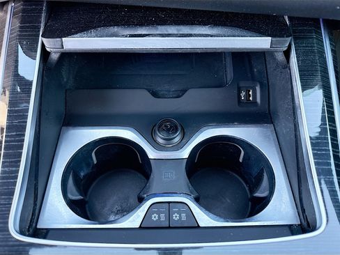 Used 2023 BMW X7 xDrive40i w/ Executive Package image 32