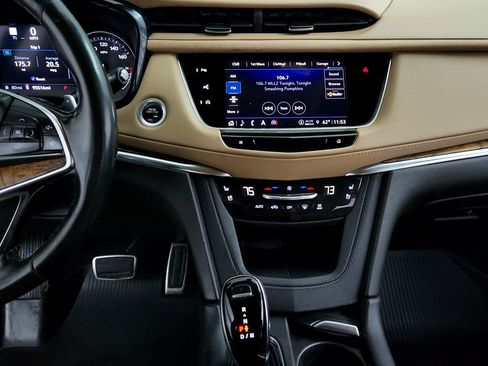 Certified 2022 Cadillac XT5 Sportv w/ Platinum Package AWD/4WD image 21