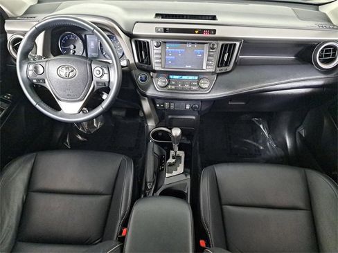 Used 2018 Toyota RAV4 Limited image 16