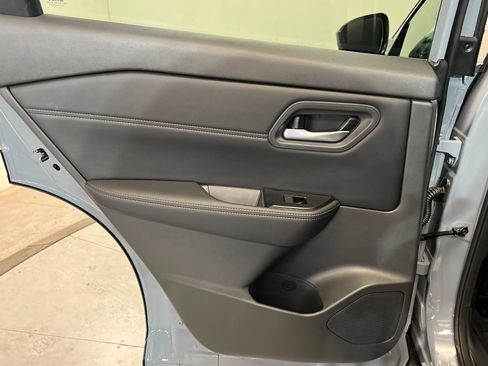 New 2026 Nissan Rogue SV image 18