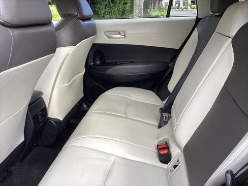 Certified 2024 Toyota Corolla Cross XLE w/ Convenience Package image 5