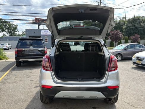 Used 2018 Buick Encore Sport Touring FWD image 27