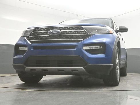 Used 2021 Ford Explorer XLT w/ Equipment Group 202A image 31