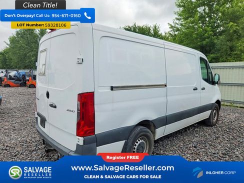 Used 2019 Mercedes-Benz Sprinter 144 image 4