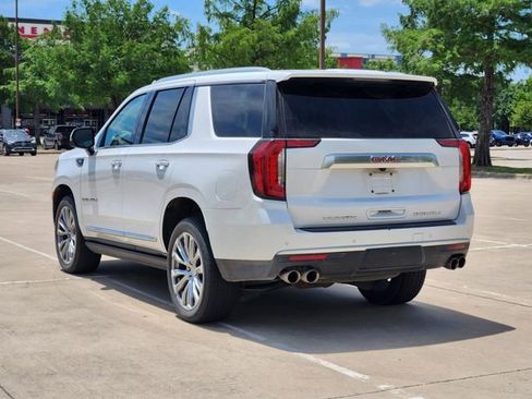 Used 2023 GMC Yukon Denali w/ LPO, Floor Liner Package AWD/4WD image 7
