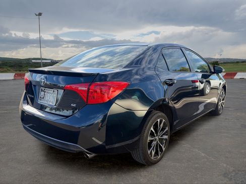 Used 2019 Toyota Corolla SE w/ Carpet Mat Package (TMS) FWD image 3