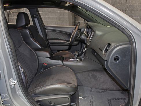 Used 2018 Dodge Charger R/T RWD image 54