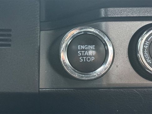 Used 2023 Toyota Tacoma TRD Off-Road image 23