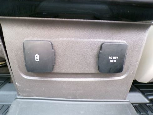 Used 2021 Lincoln Aviator Reserve w/ Equipment Group 201A image 16