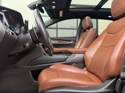 Used 2023 Cadillac XT5 Sportv image 10