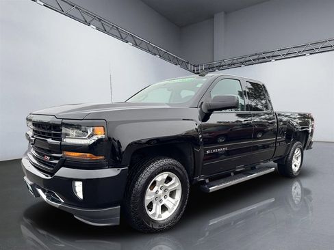 Used 2019 Chevrolet Silverado 1500 LT w/ All Star Edition image 10