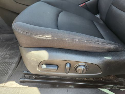 Used 2024 Chevrolet Malibu LT FWD image 18