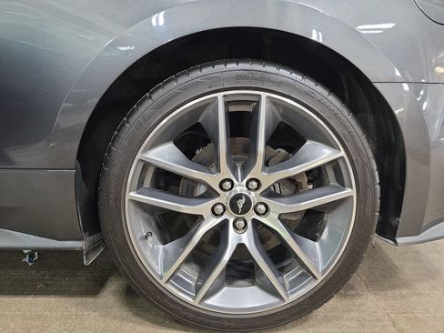 Used 2015 Ford Mustang Premium RWD image 33