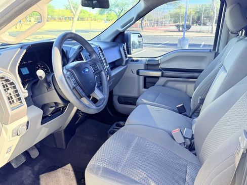 Used 2015 Ford F150 XLT RWD image 11