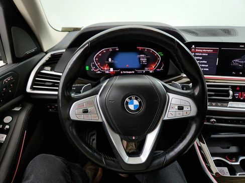 Used 2019 BMW X7 xDrive40i w/ Premium Package AWD/4WD image 17